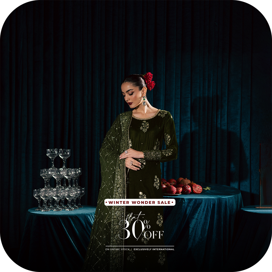 Festive luxury fashion by Batik UAE featuring elegant ethnic pret for women. A soft desert evening look perfect for Eid celebrations in Dubai and Pakistan.