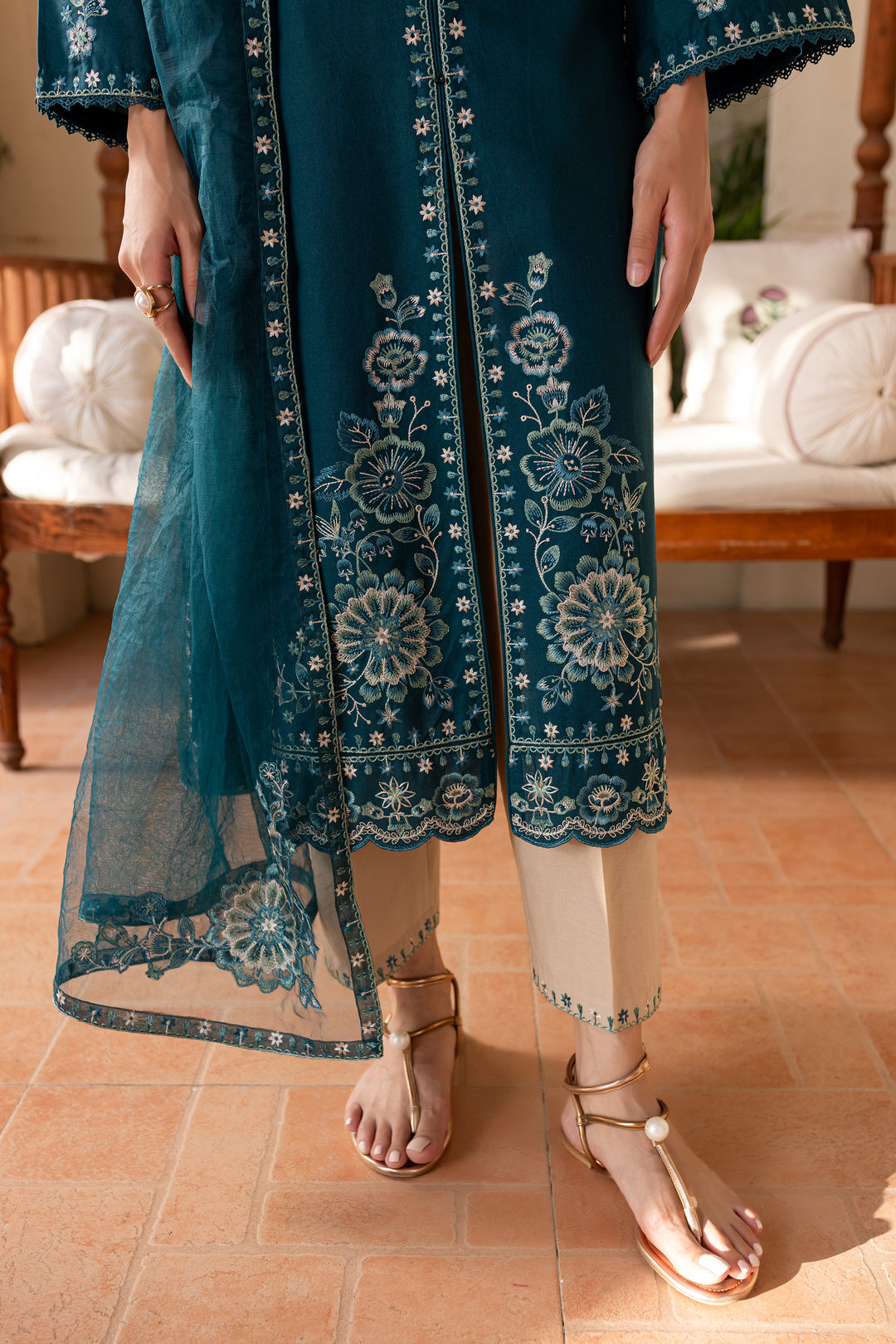 Teal Crush 3Pc - Embroidered Khaddar Dress