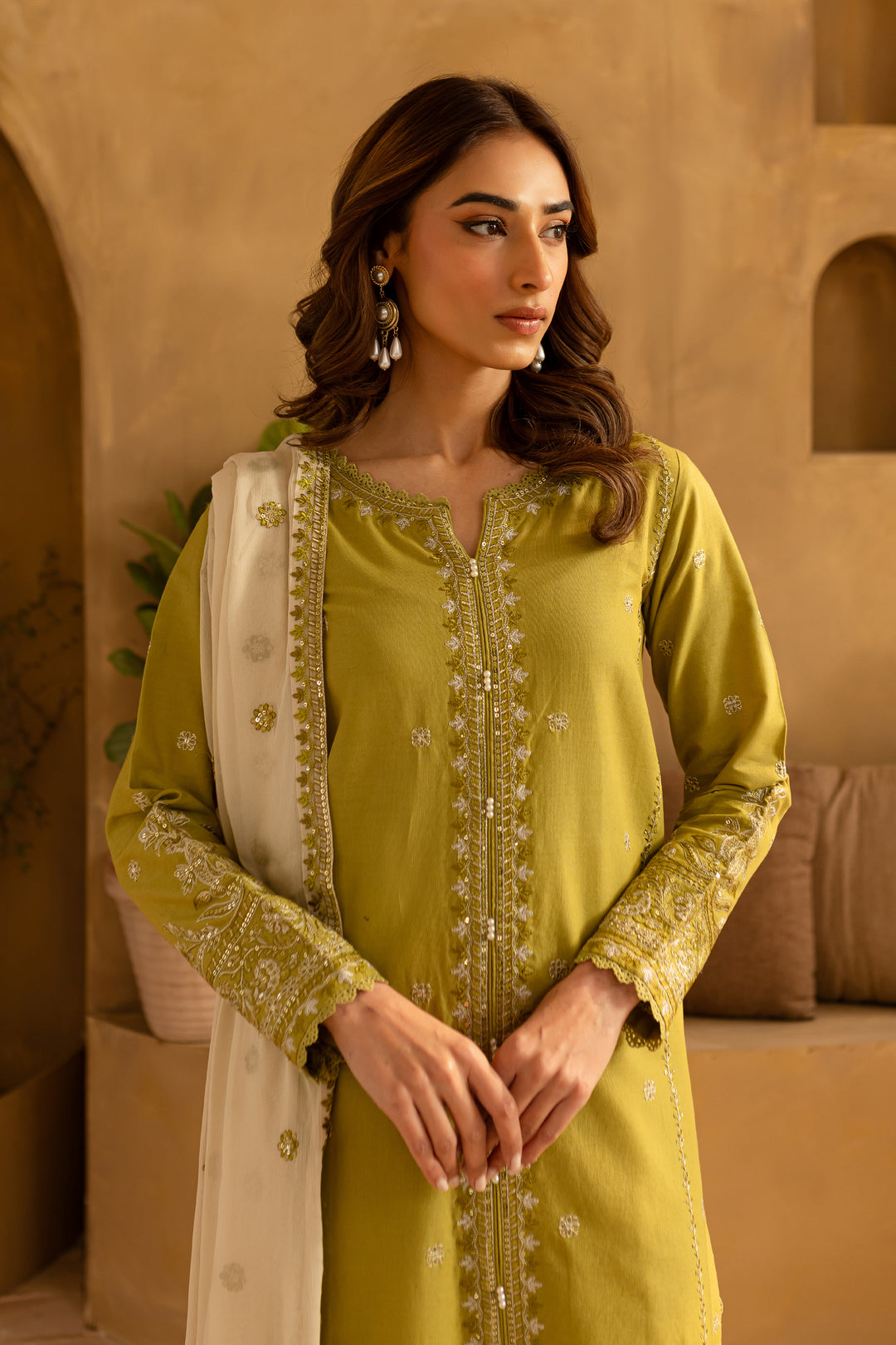 Rashaan 3Pc- Embroidered Khaddar Dress