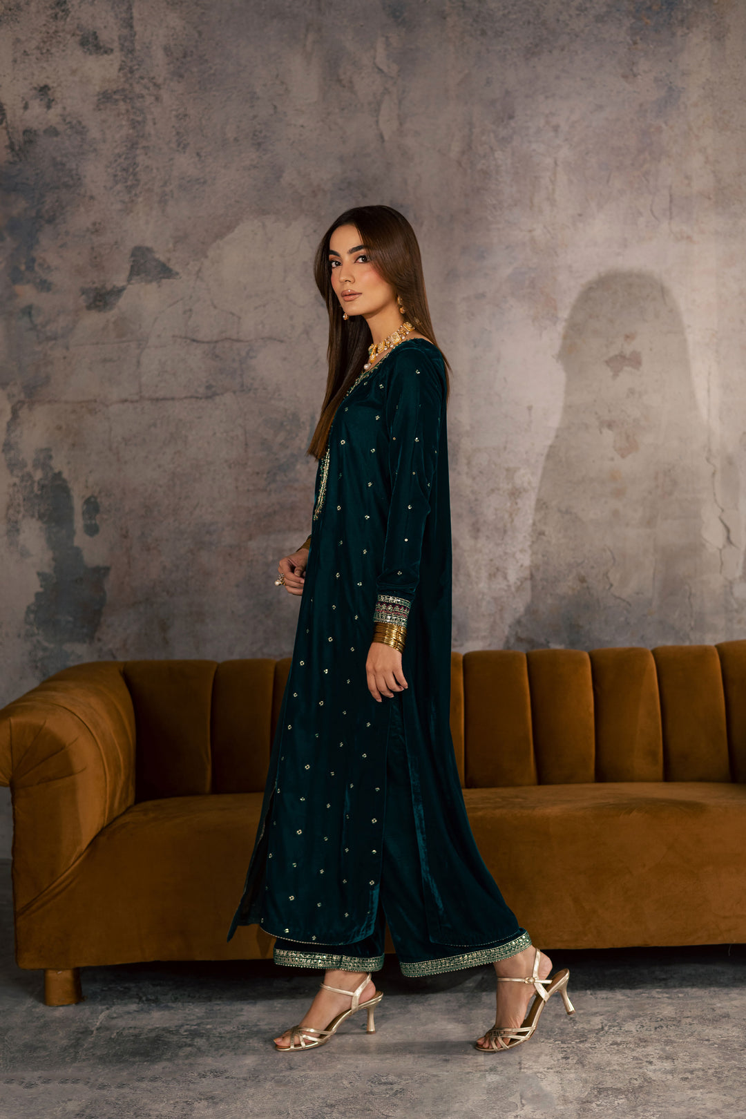 Cyan Westeria 3Pc - Velvet Formal Dress