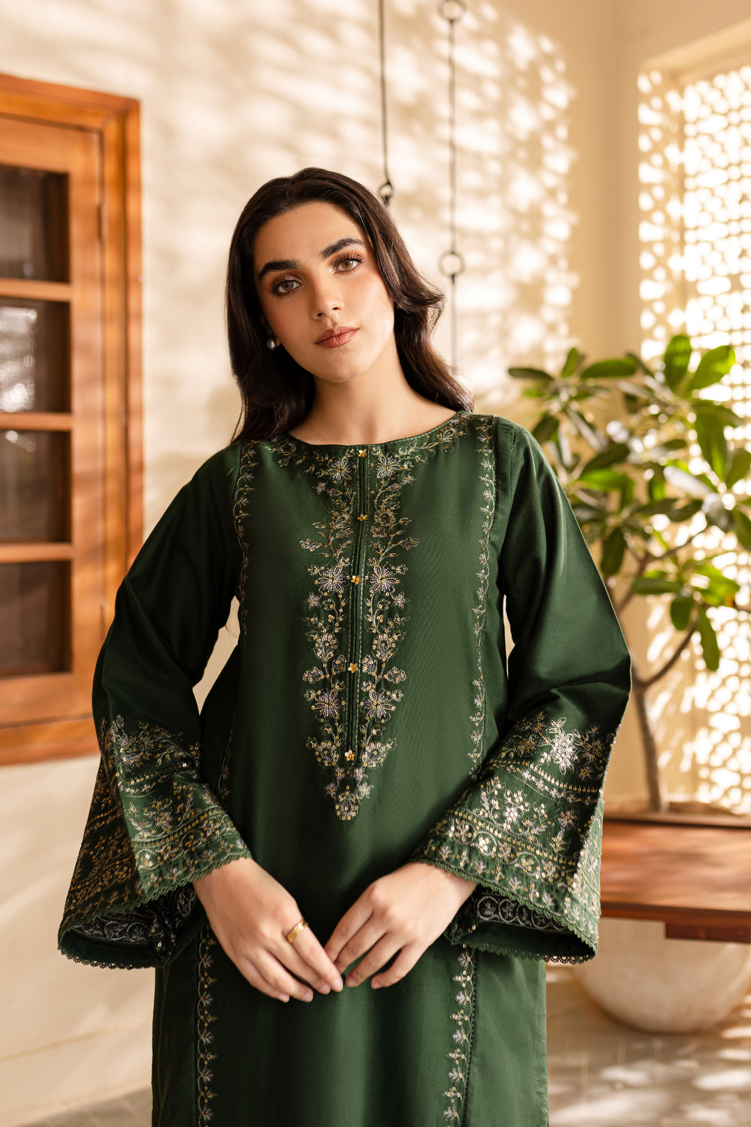 Alicent 2Pc - Embroidered Khaddar Dress