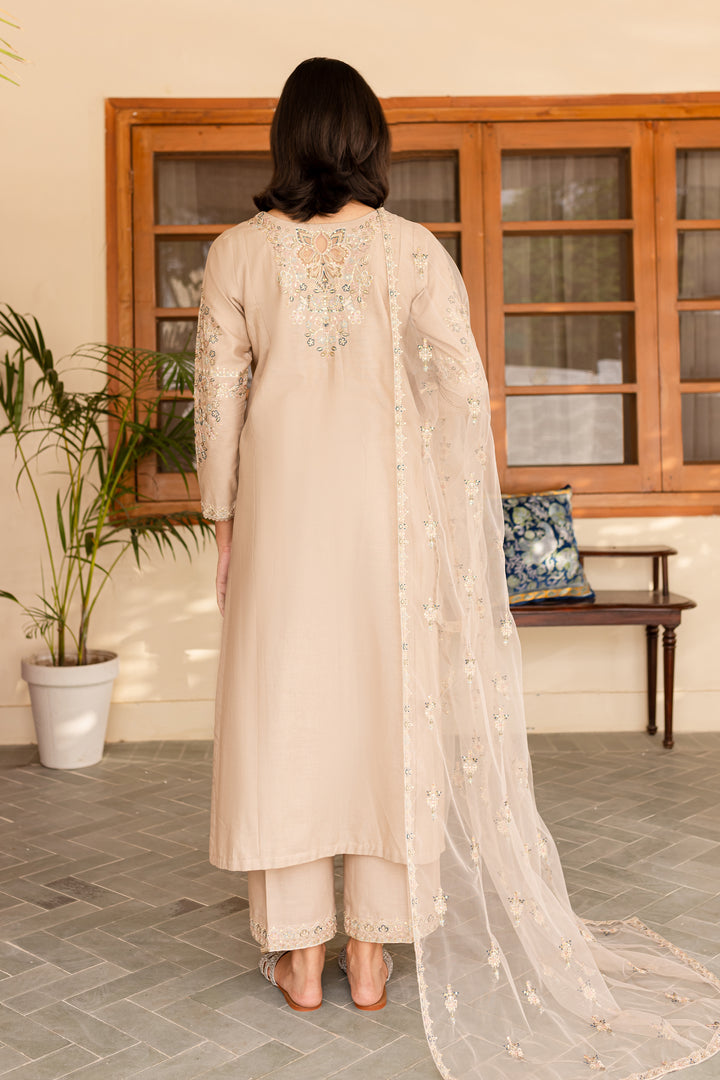 Kashaa 3Pc - Embroidered Khaddar Dress