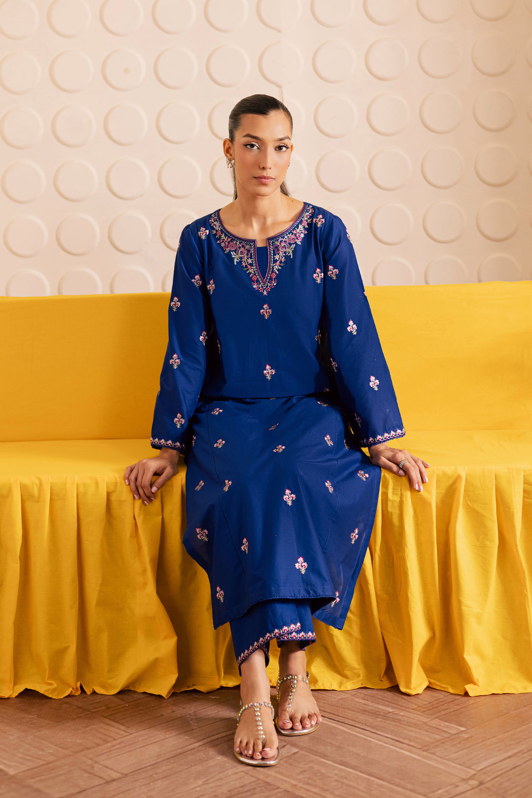 Blinky 2pc - Embroidered Lawn Pret