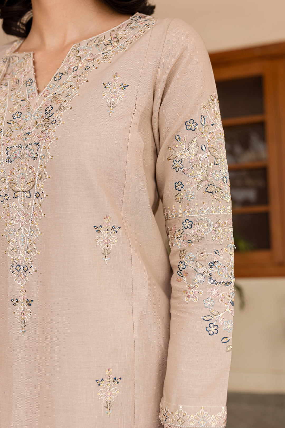 Kashaa 3Pc - Embroidered Khaddar Dress