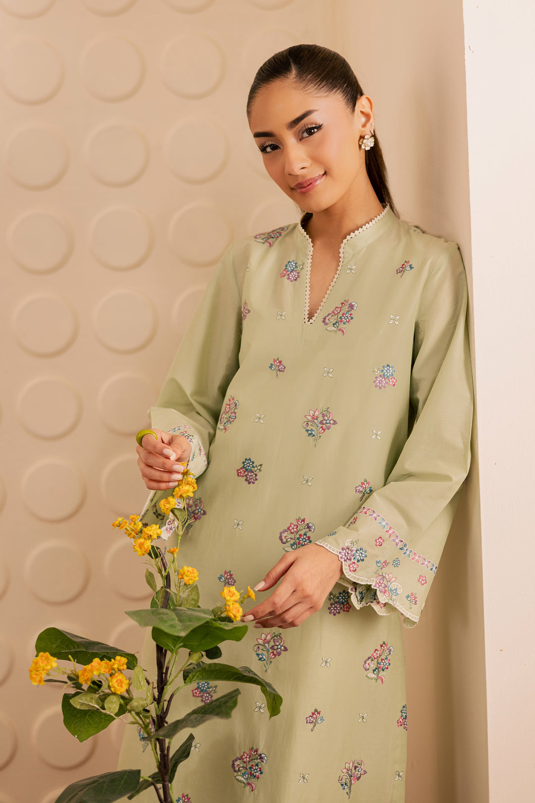 Sage Whisper 2pc - Embroidered Lawn Pret