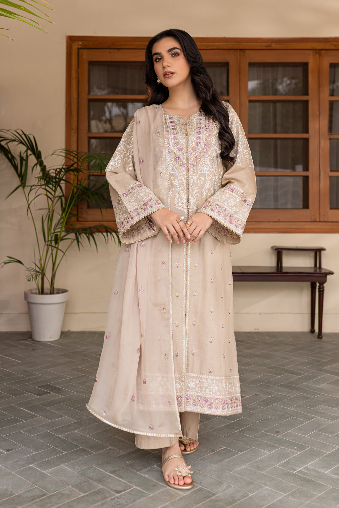 Musarrat 3Pc - Embroidered Khaddar Dress