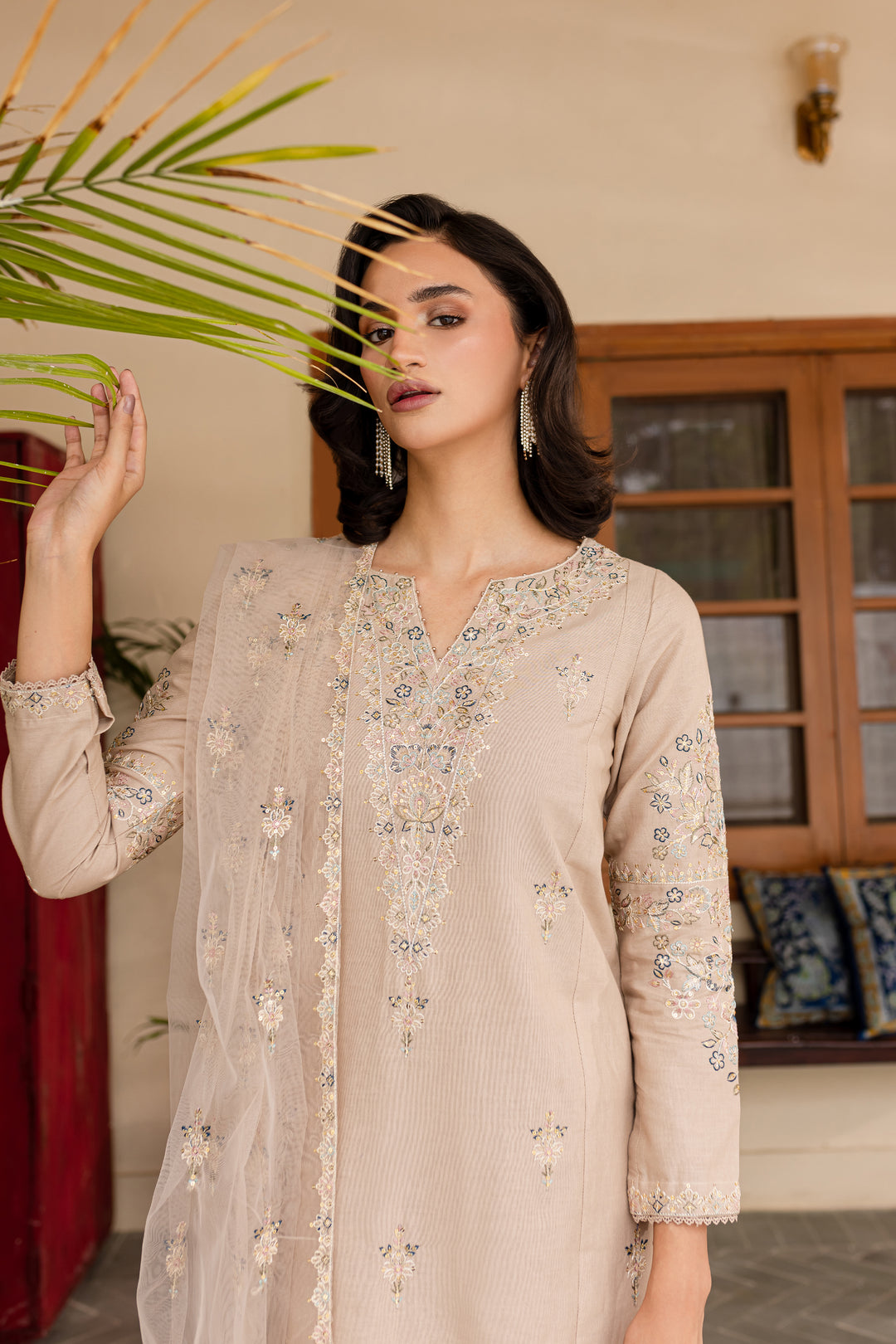 Kashaa 3Pc - Embroidered Khaddar Dress