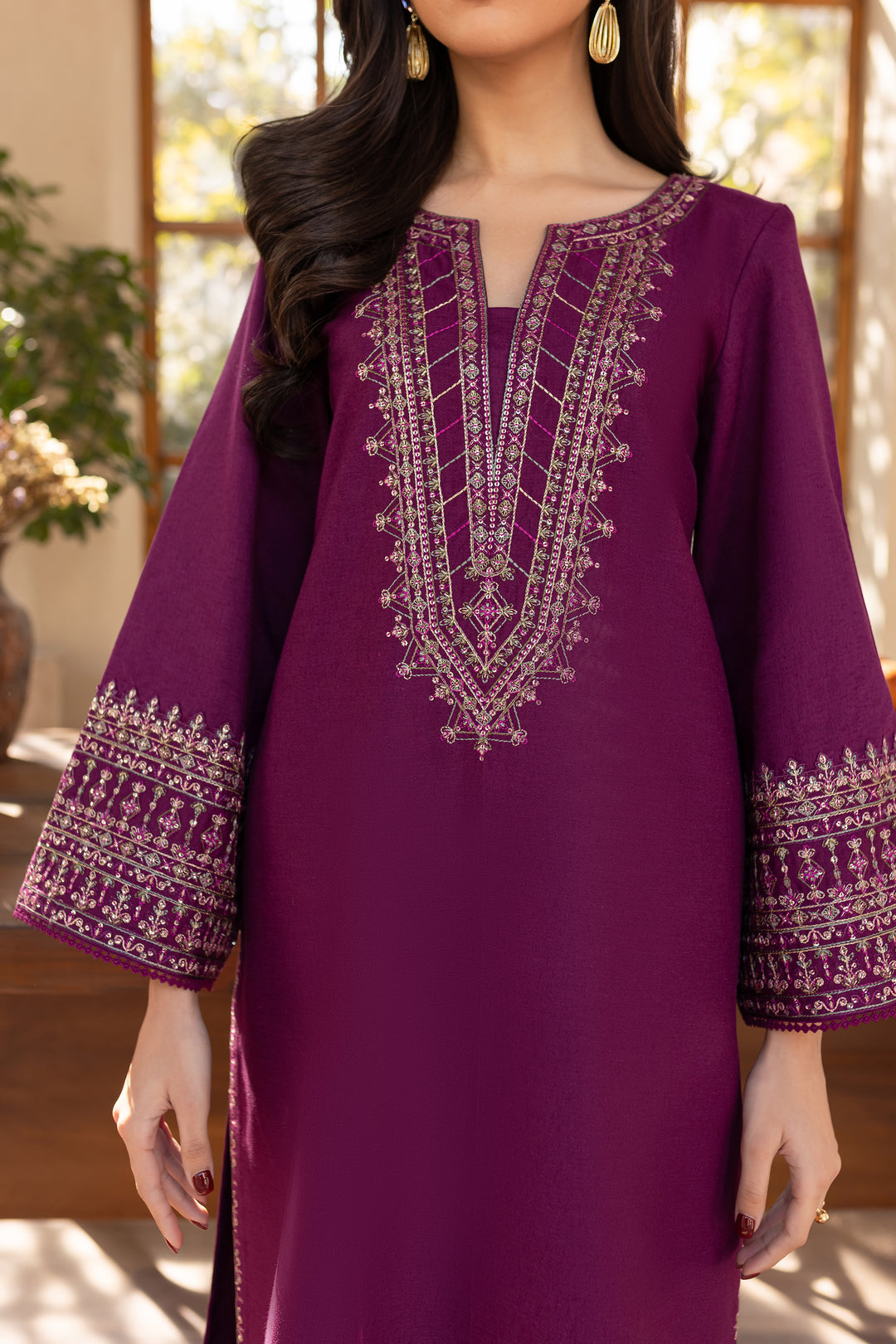 Vinho 2Pc - Embroidered Karandi Dress