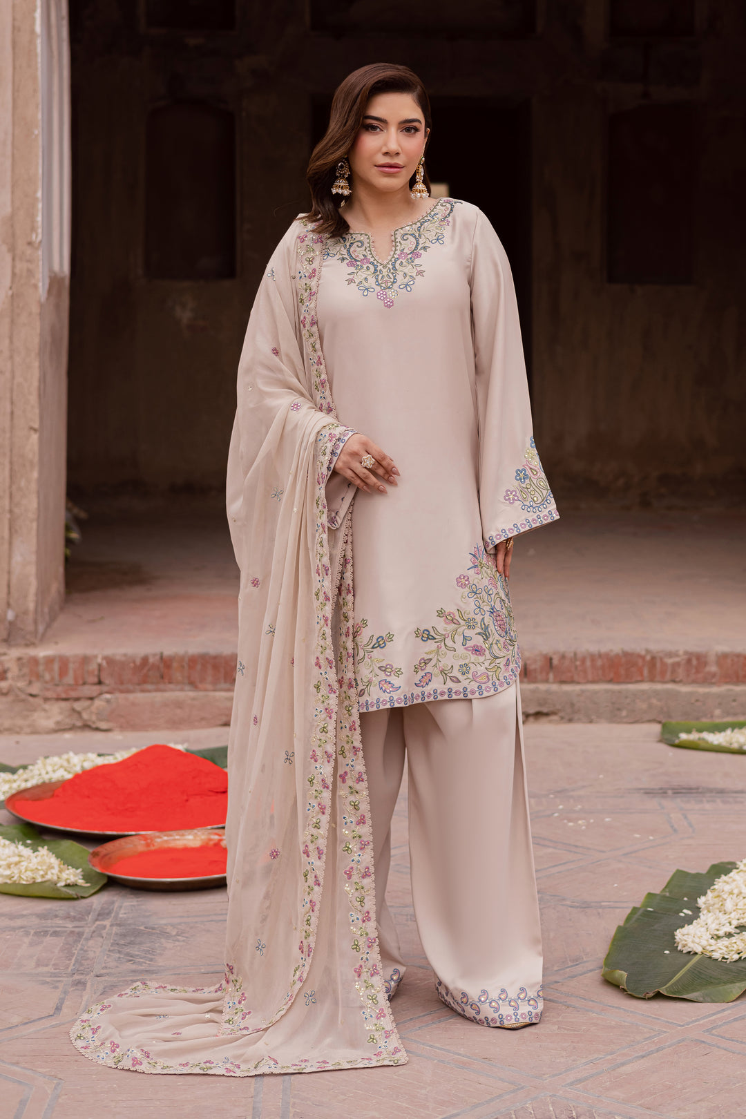 Irina 3Pc - Festive Luxe Pret