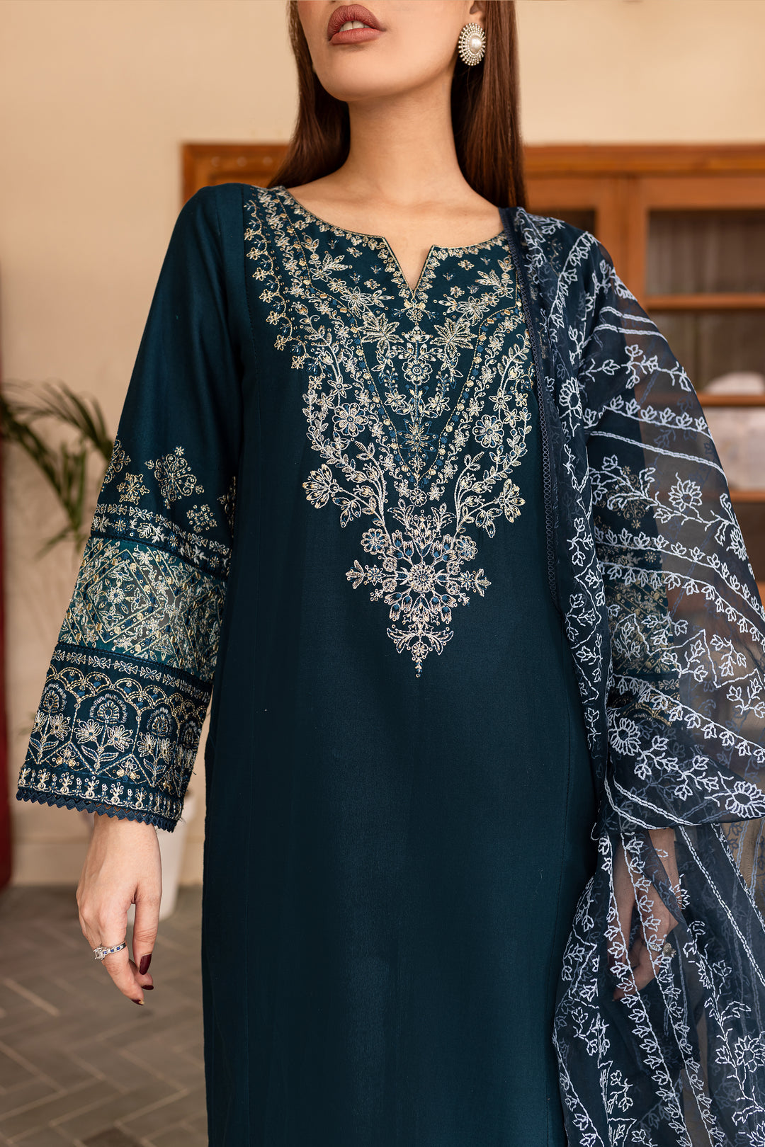 Amari 3Pc - Embroidered Khaddar Dress