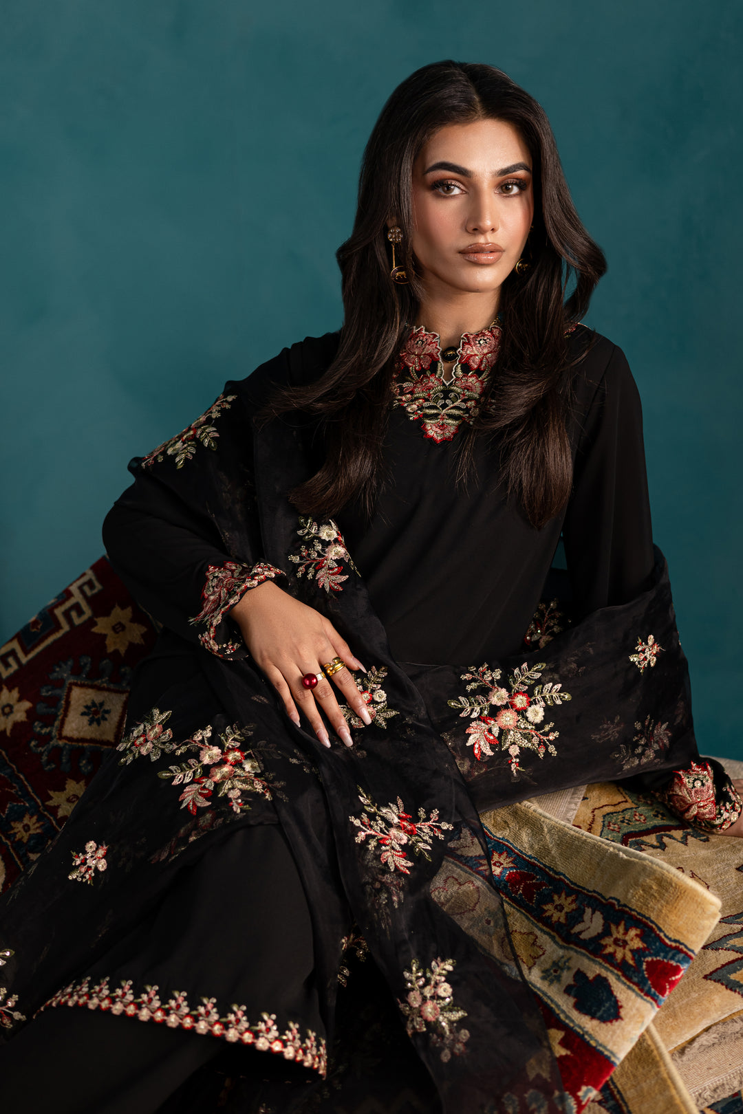 Black Dove 3Pc - Georgette Luxe Pret