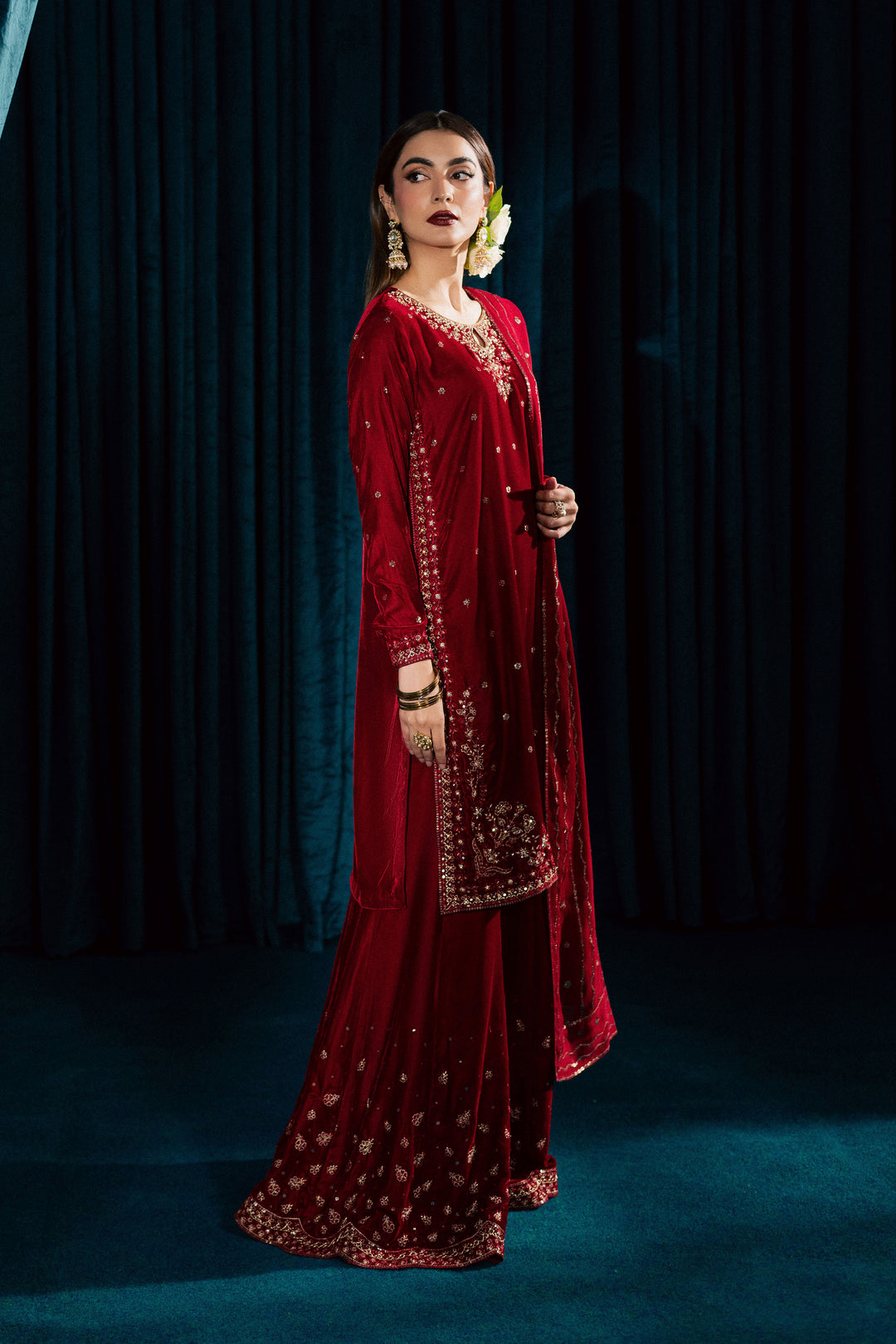 Surkh Gul 3Pc - Velvet Formal Dress