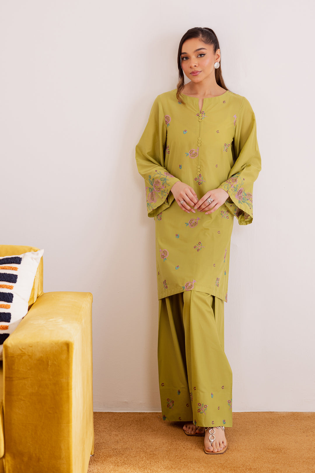Annar 2Pc - Embroidered Casual Pret