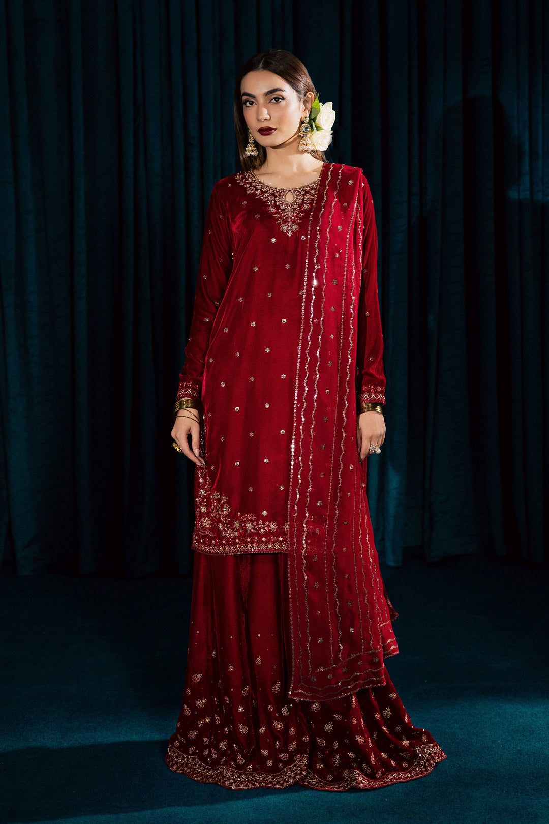 Surkh Gul 3Pc - Velvet Formal Dress