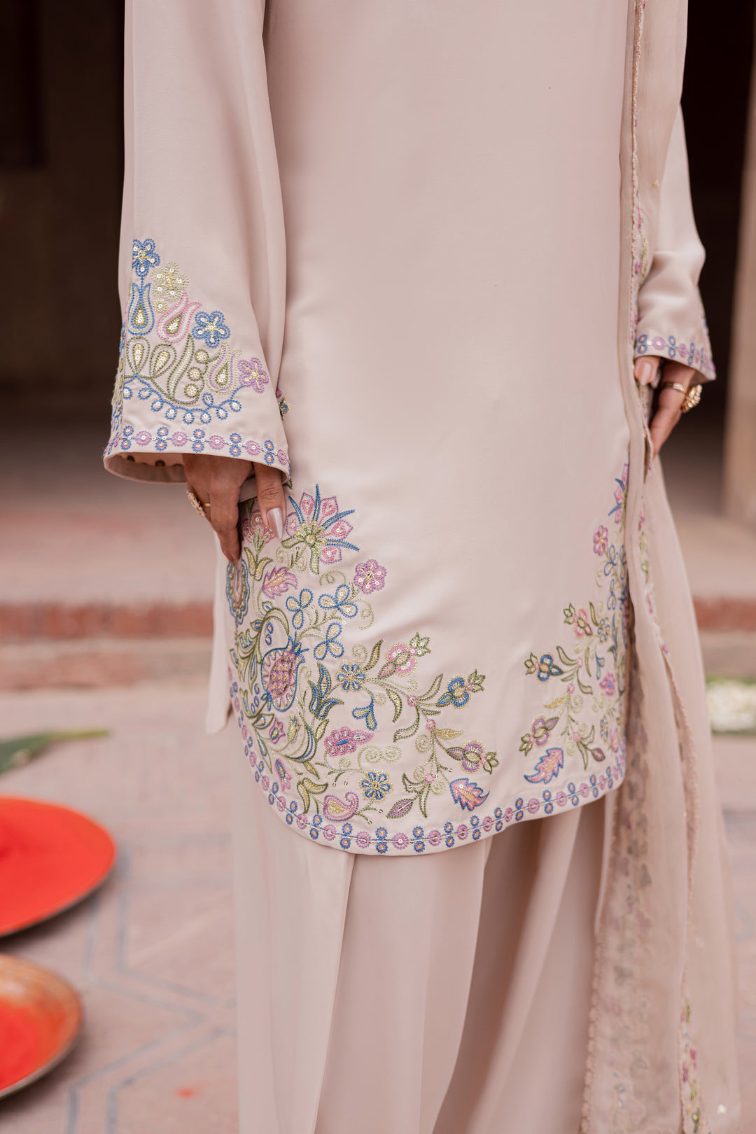 Irina 3Pc - Festive Luxe Pret