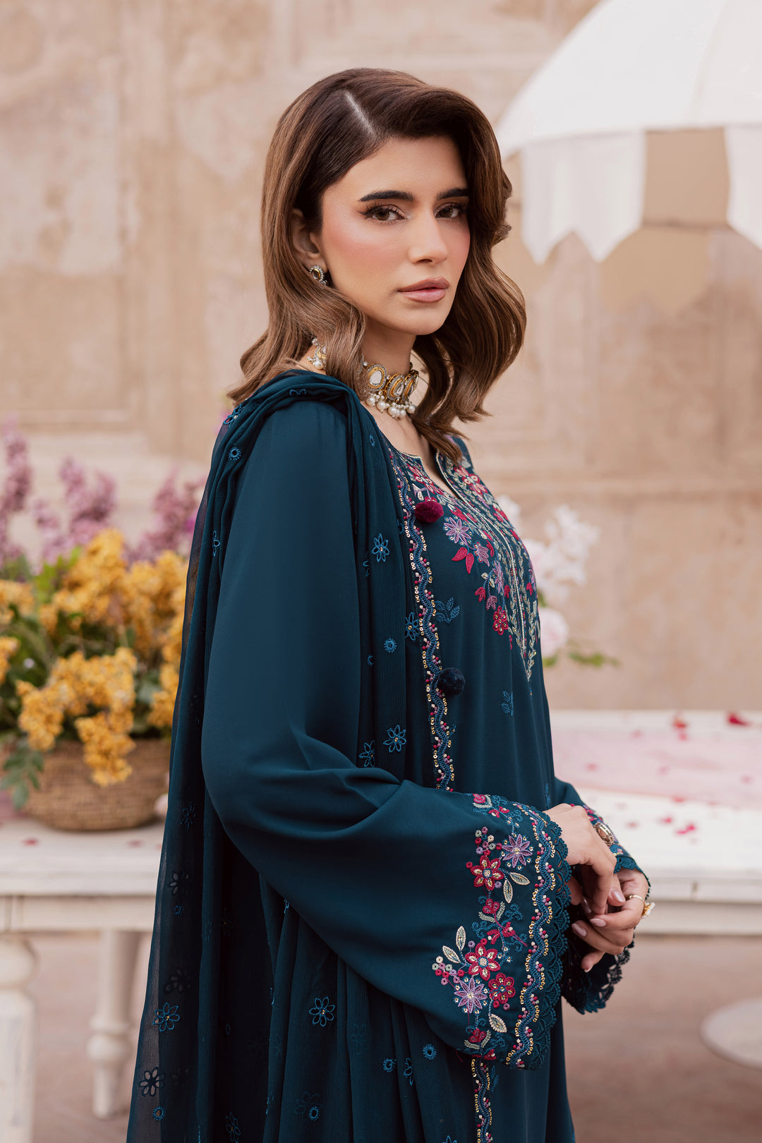 Elodia 3Pc - Festive Luxe Pret