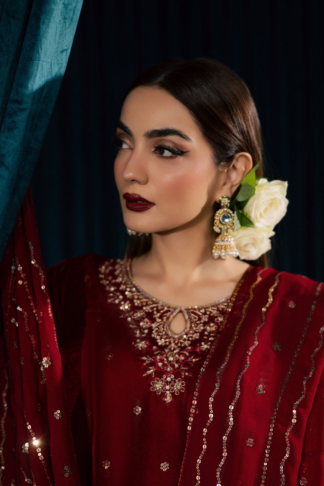 Surkh Gul 3Pc - Velvet Formal Dress