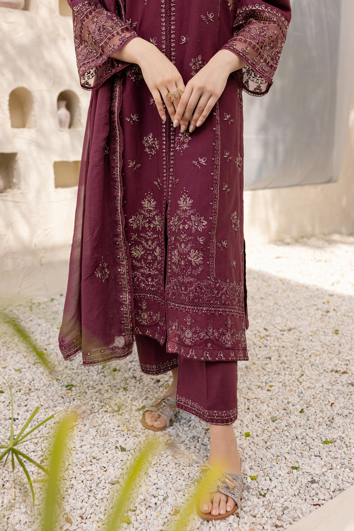 Mauve Paragon 3Pc - Embroidered Khaddar Dress