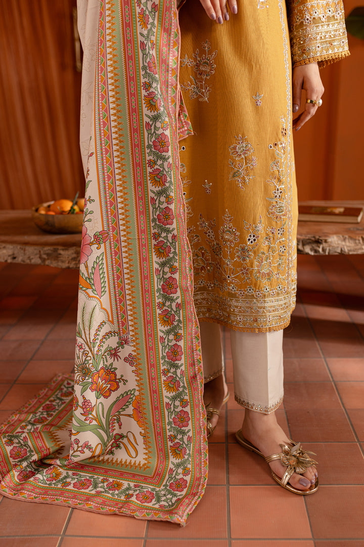 Gold Inarah 3Pc - Embroidered Khaddar Dress