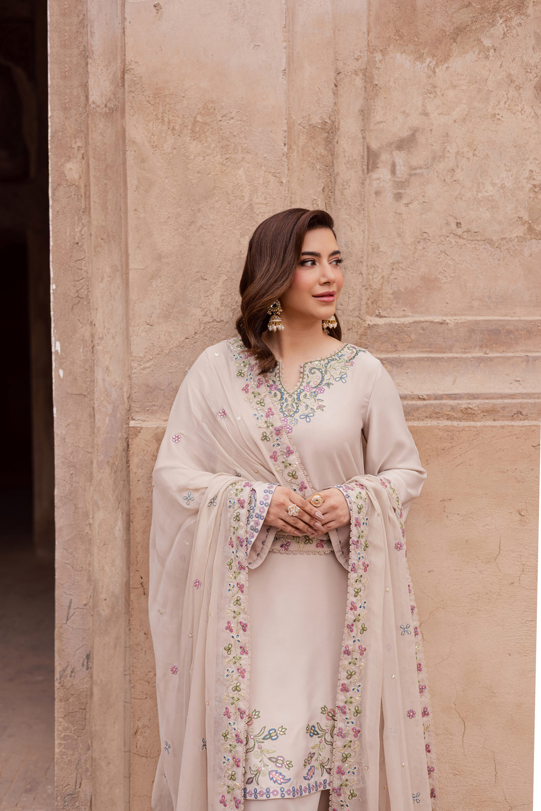 Irina 3Pc - Festive Luxe Pret