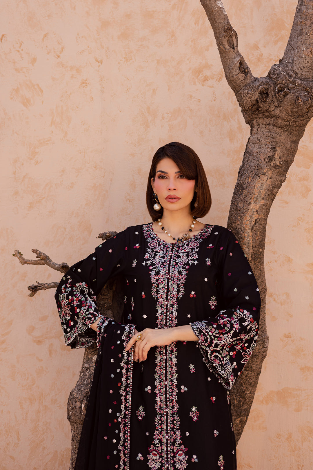 Aelin 3Pc - Festive Embroidered Lawn