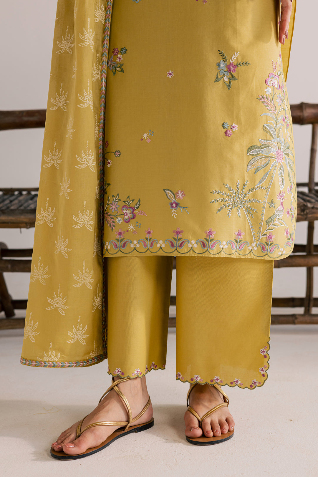Zaitoon 3Pc - Embroidered Lawn Dress