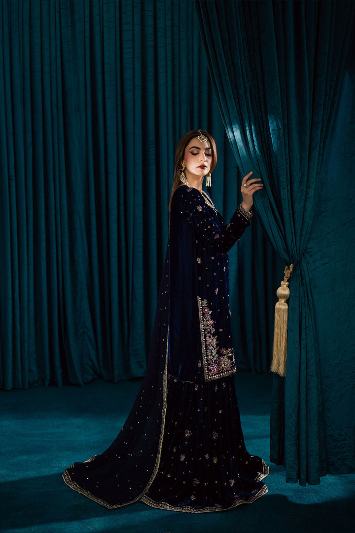 Yashal 3Pc - Velvet Formal Dress