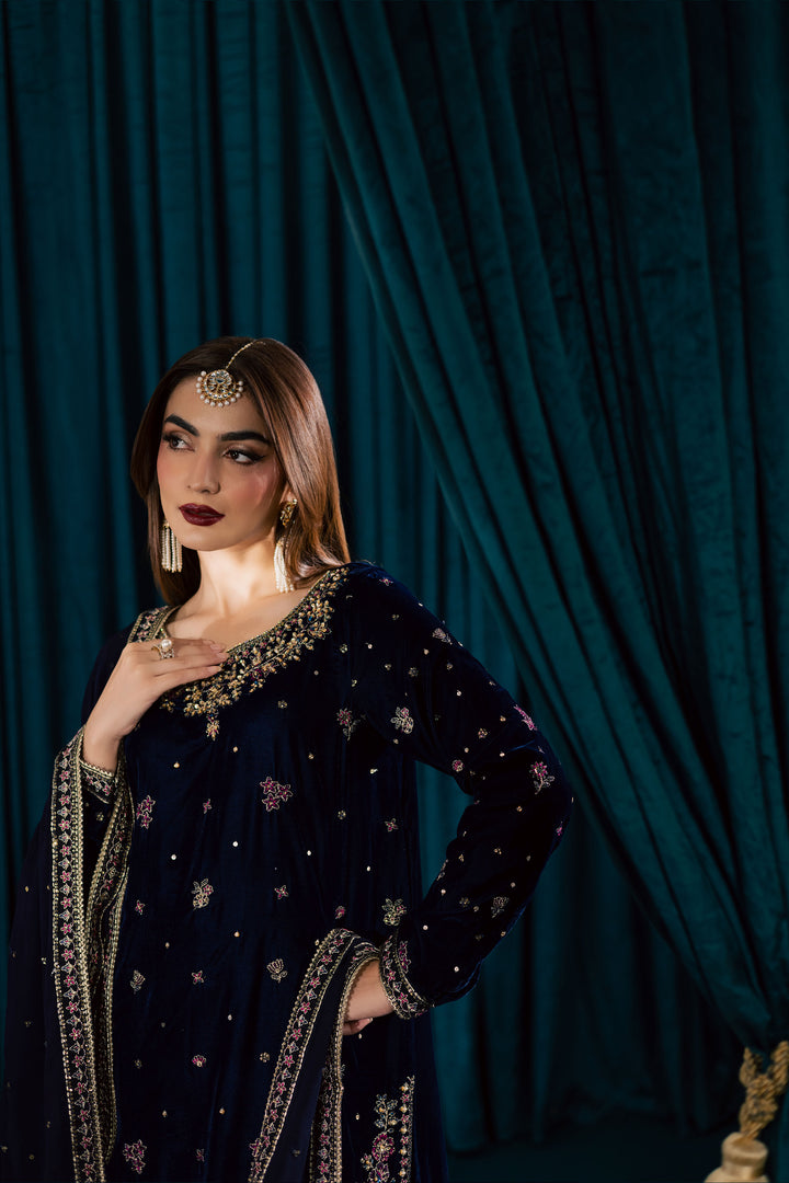 Yashal 3Pc - Velvet Formal Dress