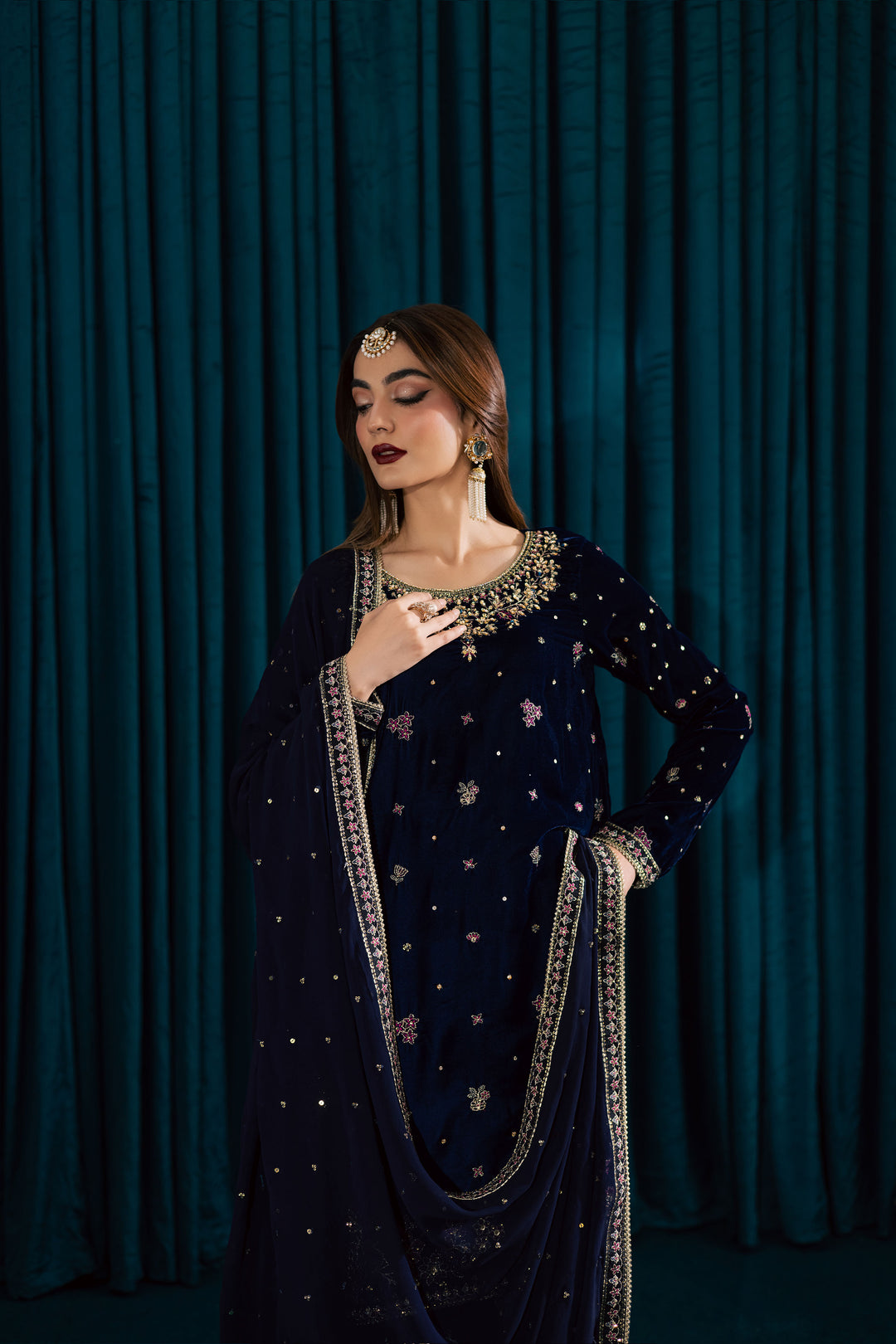 Yashal 3Pc - Velvet Formal Dress