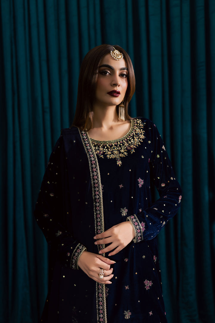 Yashal 3Pc - Velvet Formal Dress