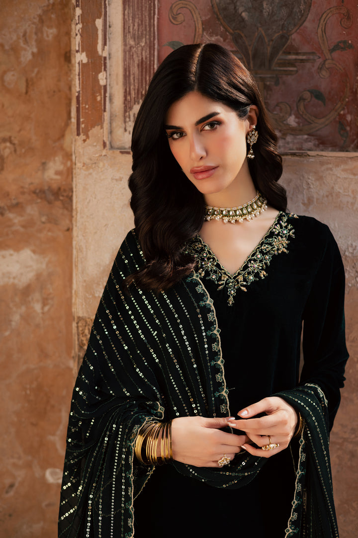 Noble Green 3Pc - Festive Velvet Pret