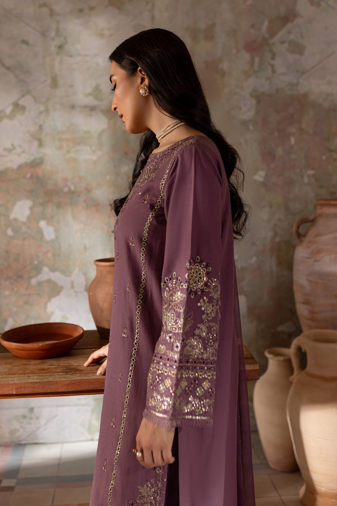 Fasana 3Pc - Embroidered Khaddar Dress