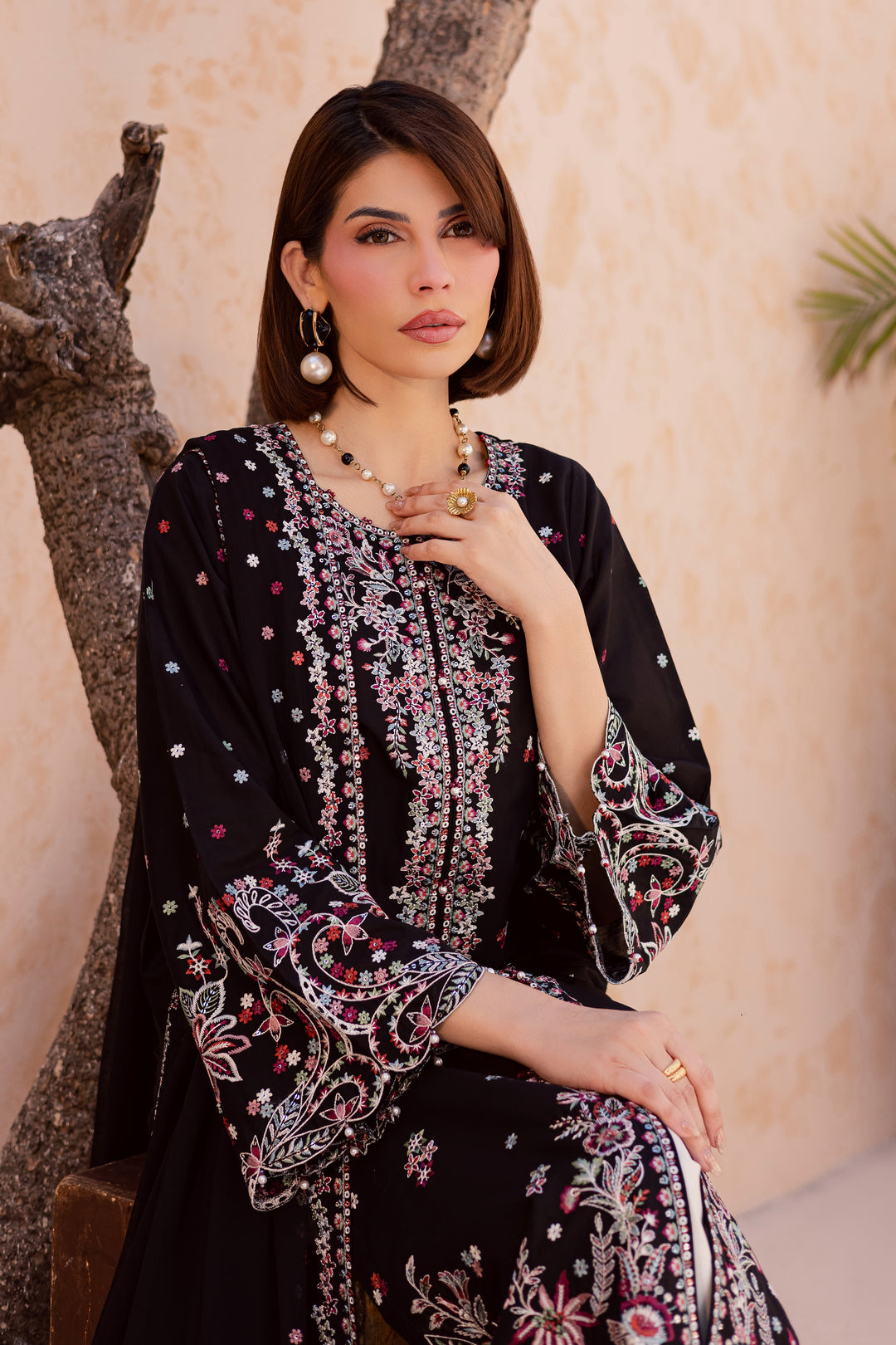 Aelin 3Pc - Festive Embroidered Lawn