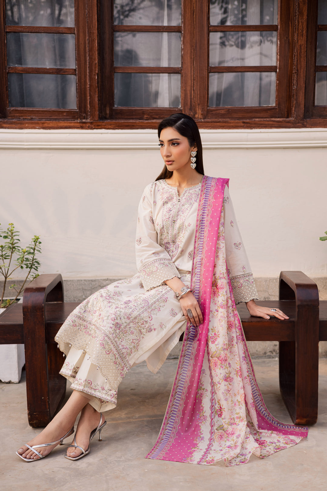 Pinkie Pie 3Pc - Festive Embroidered Lawn