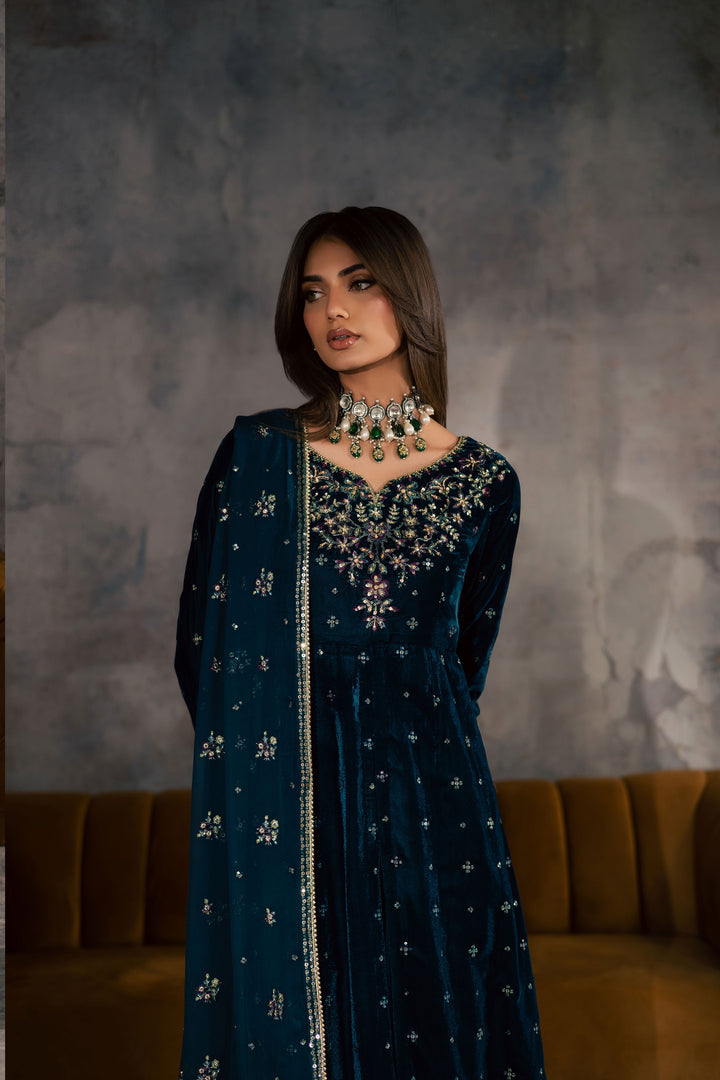 Ayra 3Pc - Velvet Formal Dress