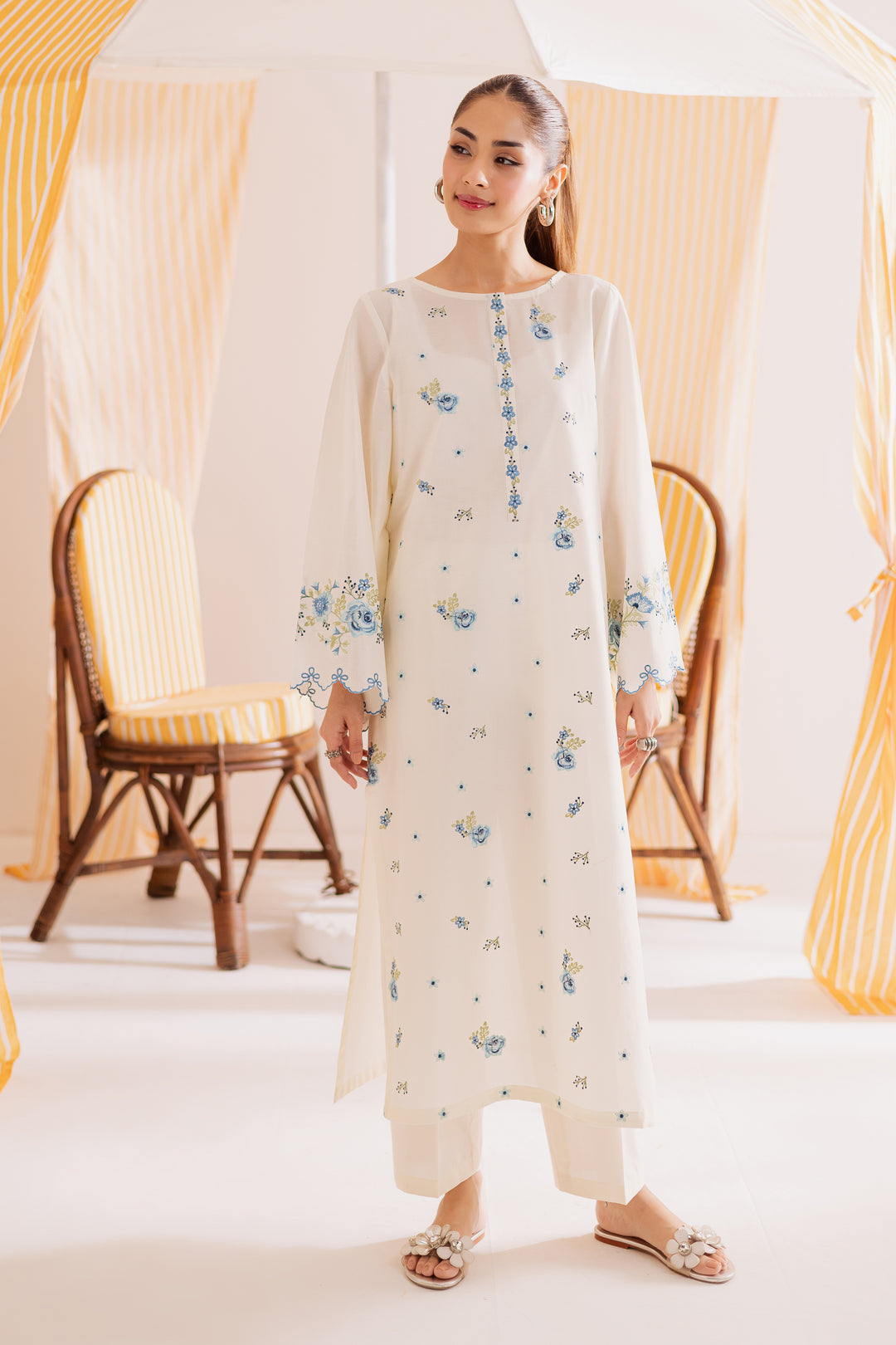 Iris 2Pc - Embroidered Casual Pret