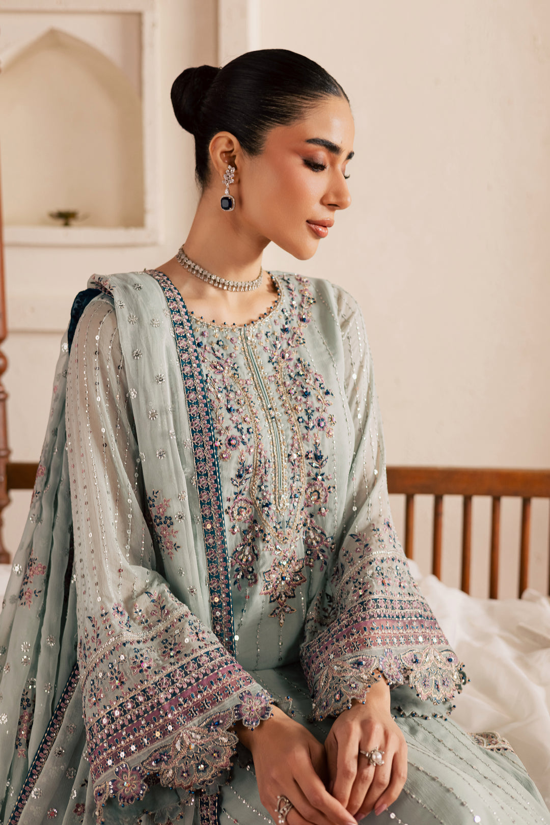 Alaila 3Pc - Festive Luxe Pret