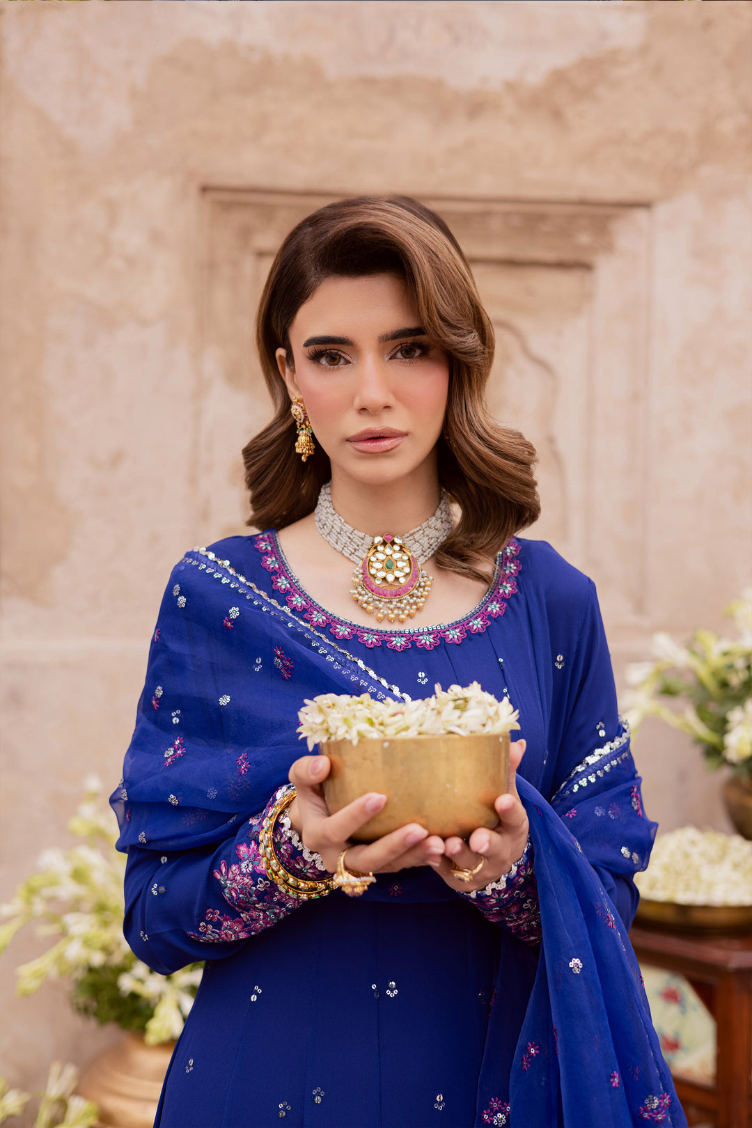 Ilara 3Pc - Festive Luxe Pret