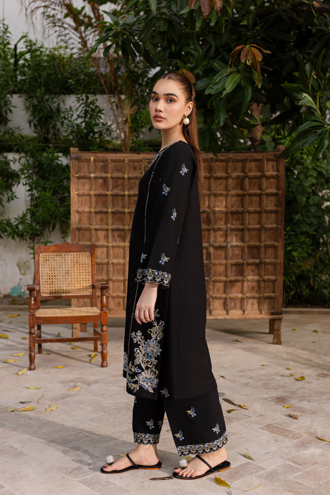 Nashwa 2Pc - Embroidered Khaddar Dress