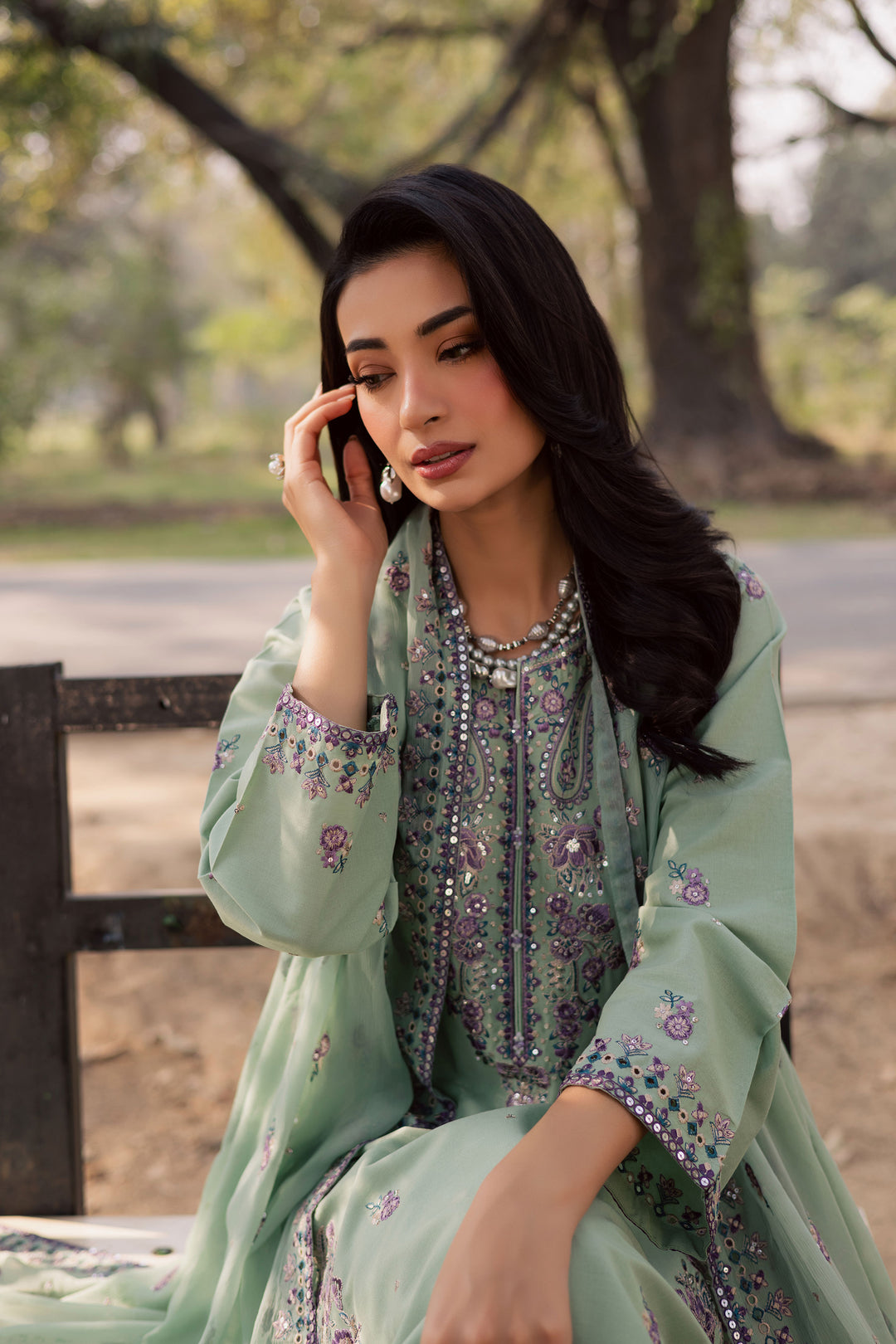 Asmira Lilac 3Pc - Embroidered Khaddar Dress
