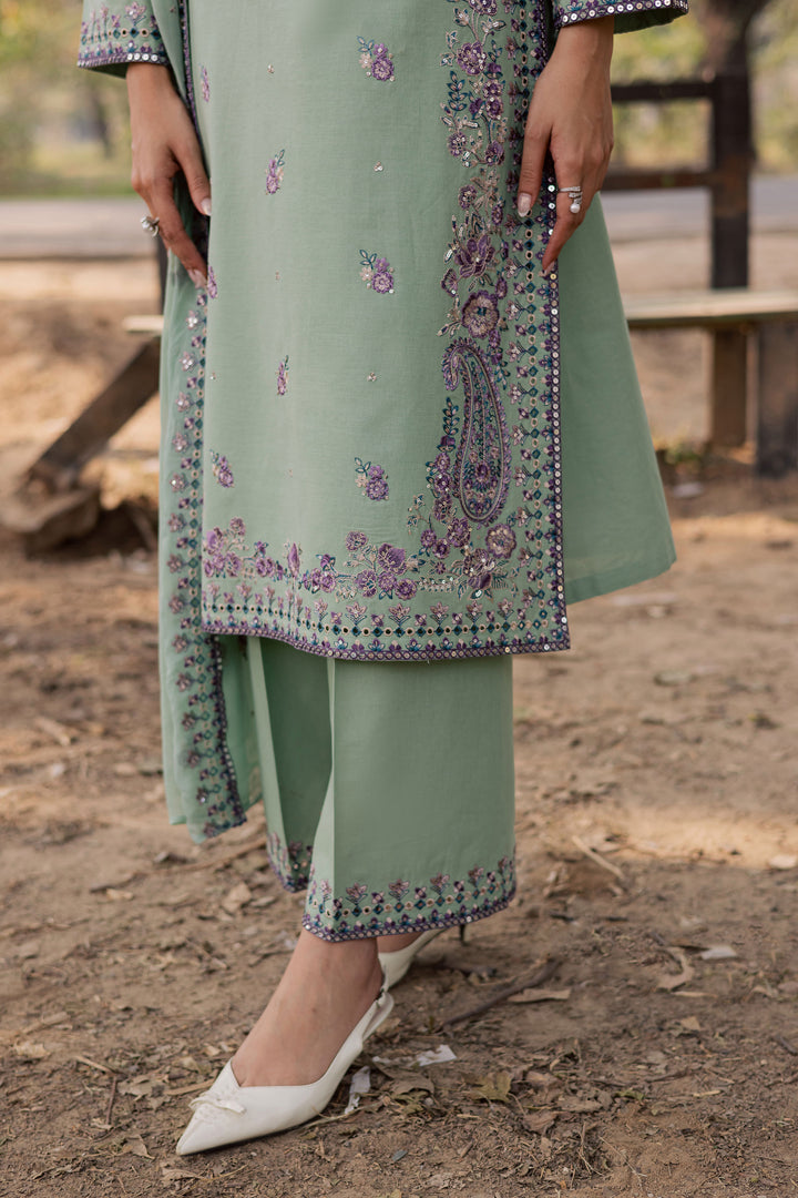 Asmira Lilac 3Pc - Embroidered Khaddar Dress