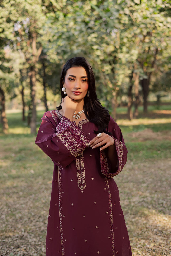 Deep Mauve 2Pc - Embroidered Khaddar Dress