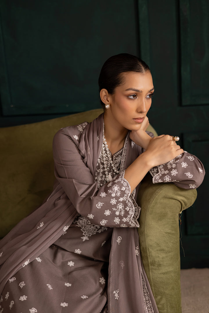 Grey 3Pc - Embroidered Khaddar Dress