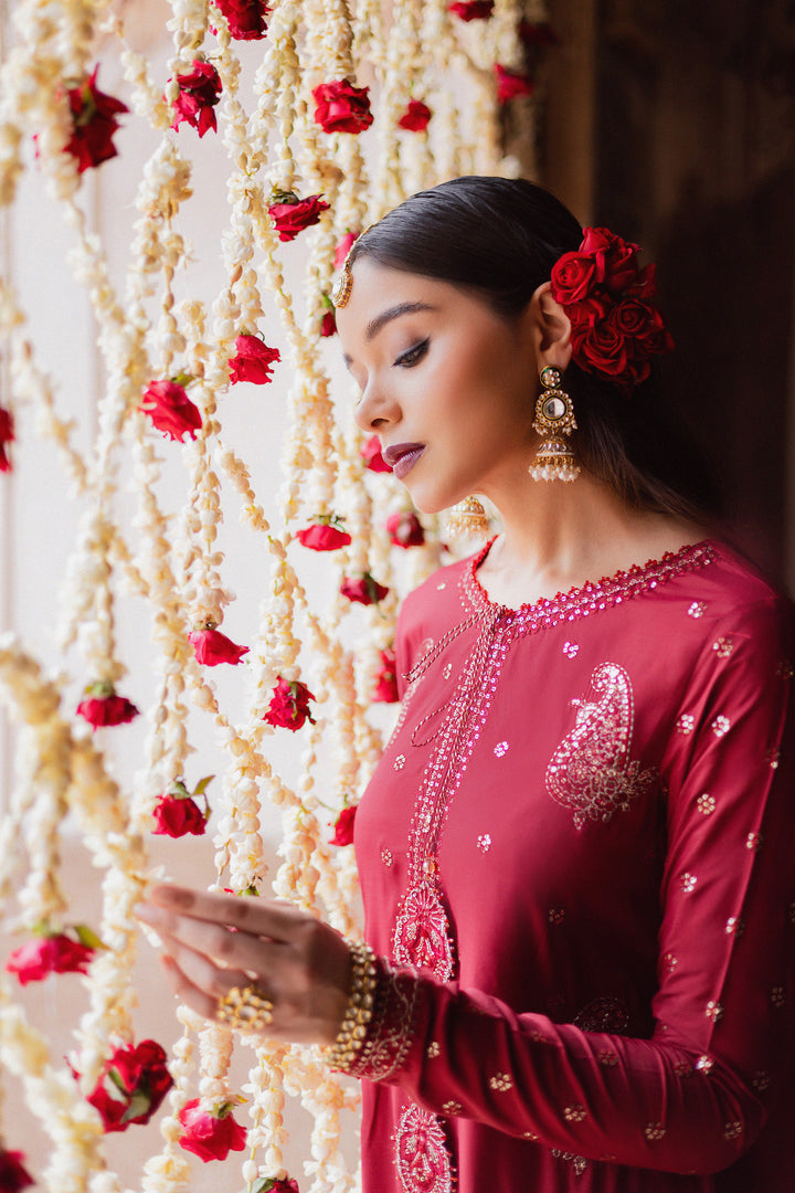 Heer Amber 3Pc - Festive Luxe Pret BATIKLuxePRET  BATIK   XS / Deep Red / Raw Silk-S / Deep Red / Raw Silk-M / Deep Red / Raw Silk-L / Deep Red / Raw Silk-XL / Deep Red / Raw Silk