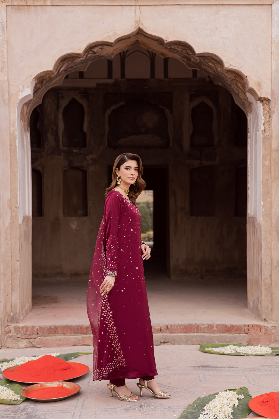 Isleen 3Pc - Festive Luxe Pret