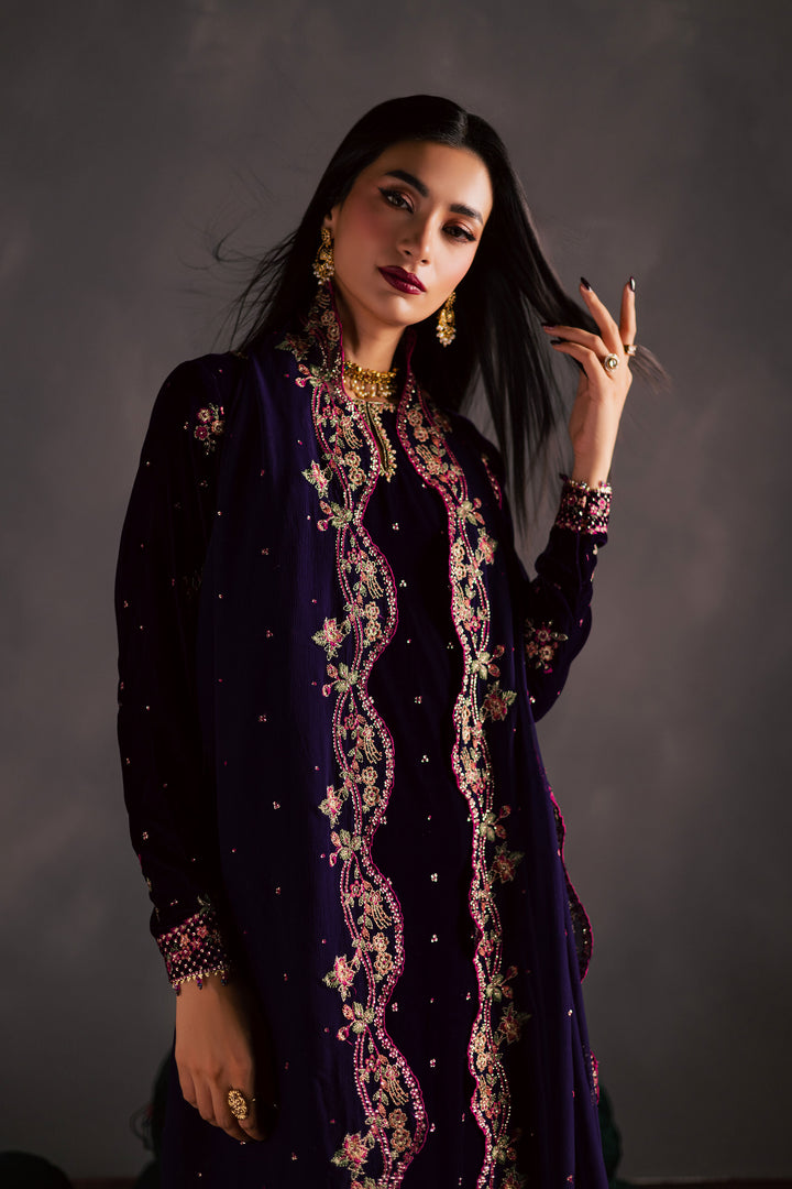 Jahanara 3Pc - Velvet Luxe Pret