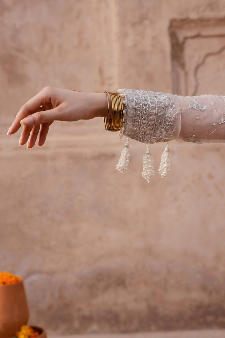  Meher 3Pc - Festive Luxe Pret BATIKLuxePRET  BATIK   XS / Pearl White / Organza & Raw Silk-S / Pearl White / Organza & Raw Silk-M / Pearl White / Organza & Raw Silk-L / Pearl White / Organza & Raw Silk-XL / Pearl White / Organza & Raw Silk