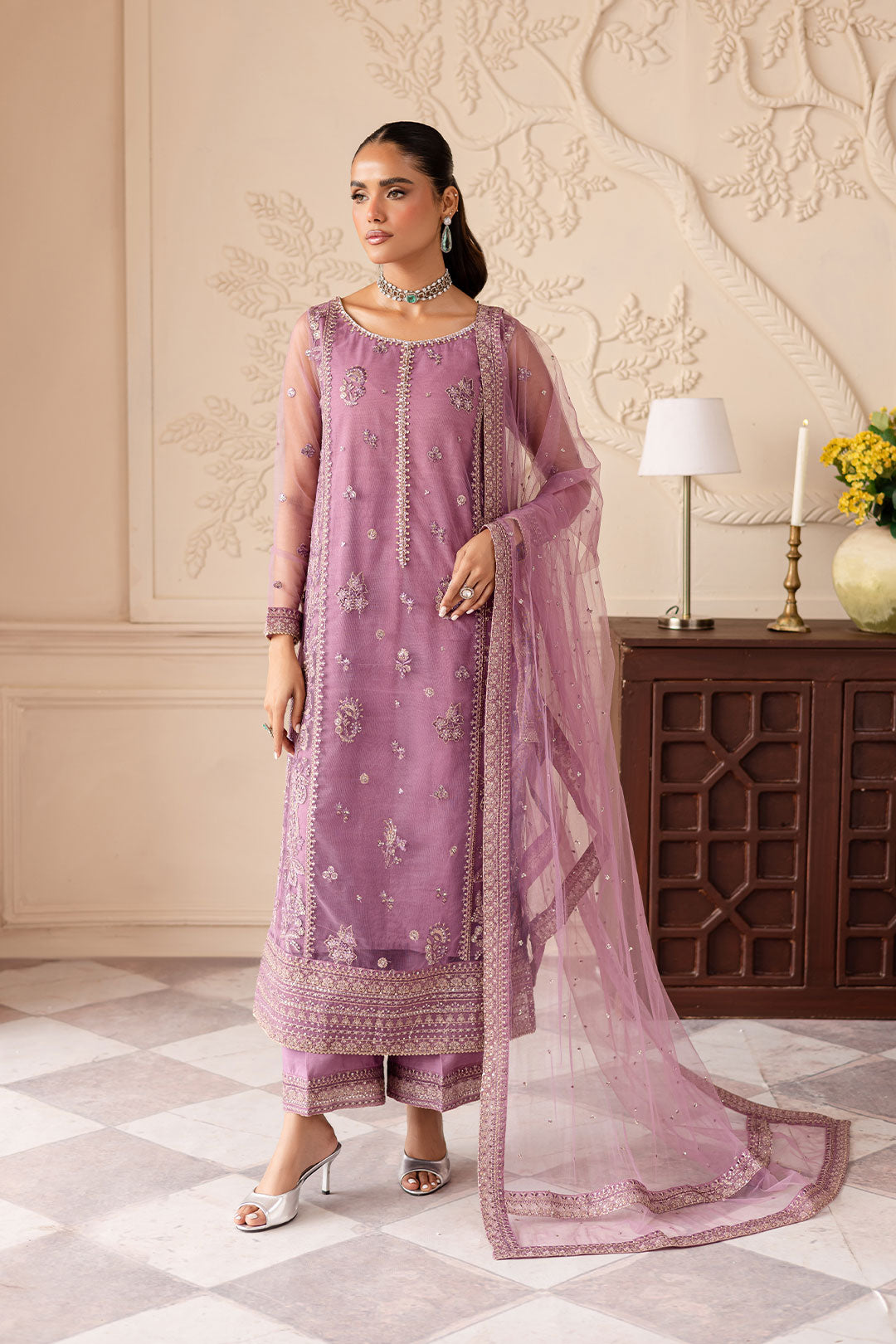 Elegant Pakistani designer wear by Batik UAE for South Asian women, teens, and adults. Featuring intricate embroidery, premium fabrics, and timeless craftsmanship. Available in multiple sizes — Small, Medium, Large, and Extra Large — perfect for every occasion and body type. Fashion UAE meets Desi elegance with Batik’s signature designs.