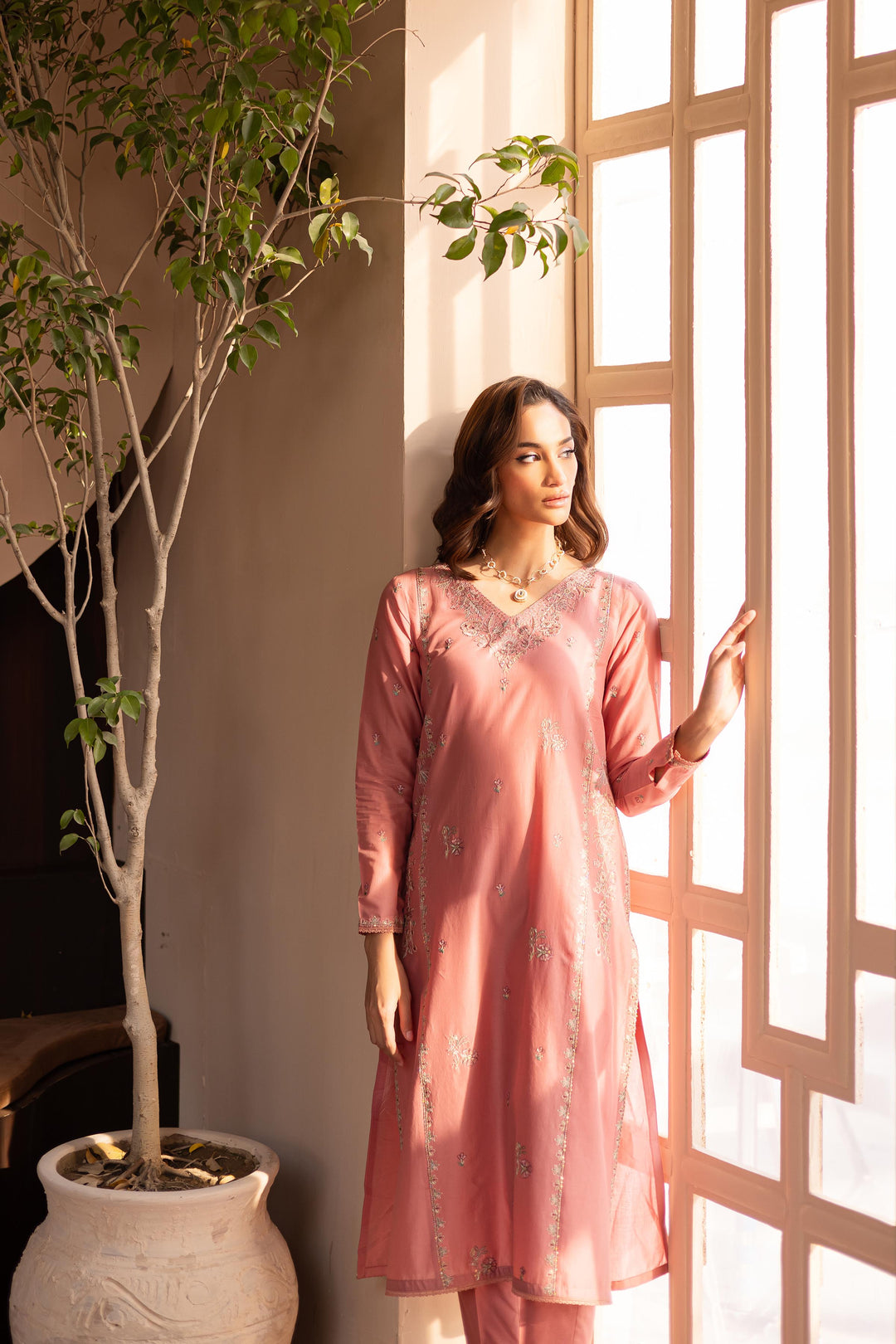 Elegant Pakistani designer wear by Batik UAE for South Asian women, teens, and adults. Featuring intricate embroidery, premium fabrics, and timeless craftsmanship. Available in multiple sizes — Small, Medium, Large, and Extra Large — perfect for every occasion and body type. Fashion UAE meets Desi elegance with Batik’s signature designs.