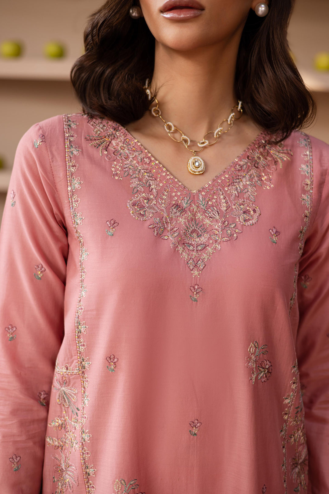 Elegant Pakistani designer wear by Batik UAE for South Asian women, teens, and adults. Featuring intricate embroidery, premium fabrics, and timeless craftsmanship. Available in multiple sizes — Small, Medium, Large, and Extra Large — perfect for every occasion and body type. Fashion UAE meets Desi elegance with Batik’s signature designs.